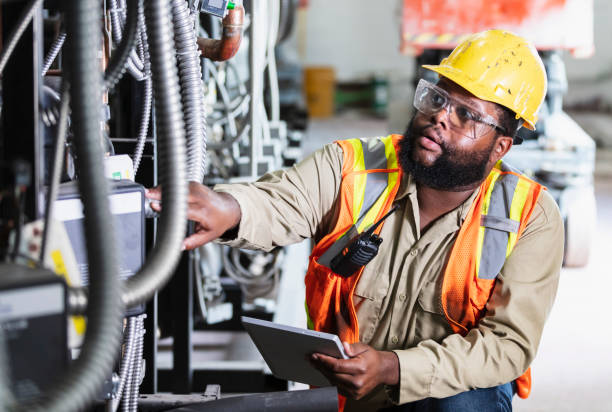 Best Circuit Breaker Repair  in Village Green Green Ridge, PA